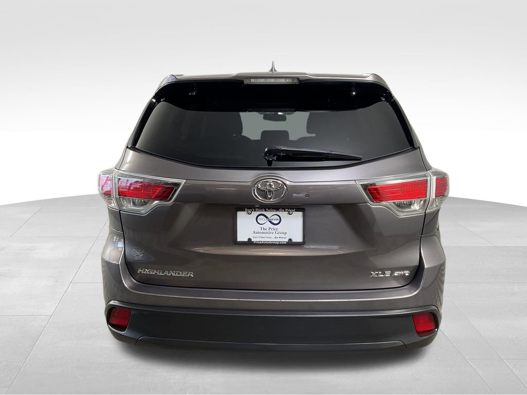 Used 2014 Toyota Highlander XLE image 8