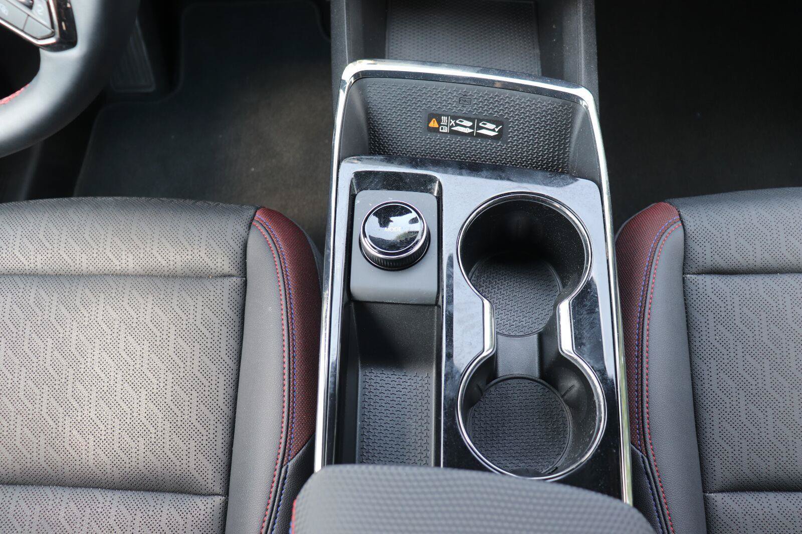 Used 2025 Chevrolet Equinox RS FWD image 18