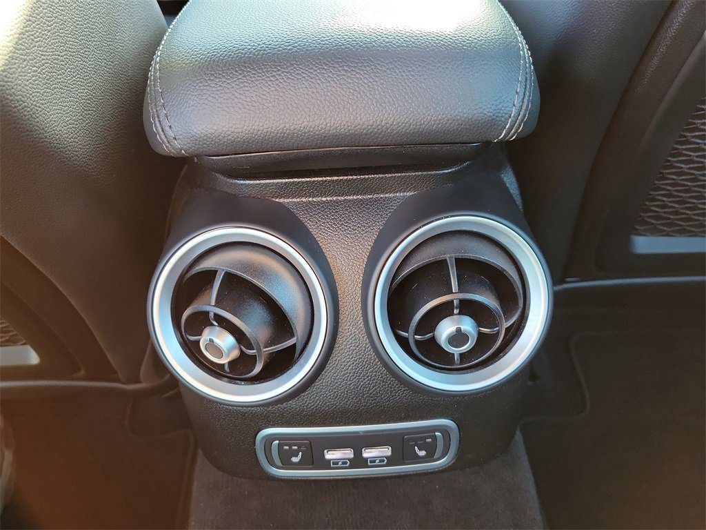 Used 2023 Alfa Romeo Giulia Sprint image 11