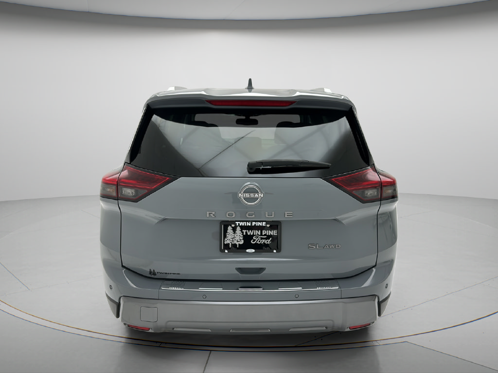 Used 2024 Nissan Rogue SL w/ SL Premium Package AWD/4WD image 7