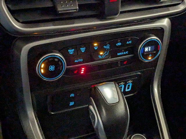 Used 2022 Ford EcoSport SE w/ SE Convenience Package image 16