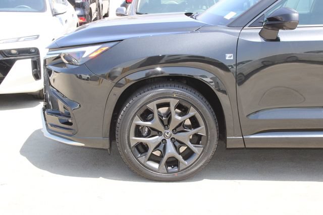 Certified 2024 Lexus TX 500h AWD w/ Technology Package image 4