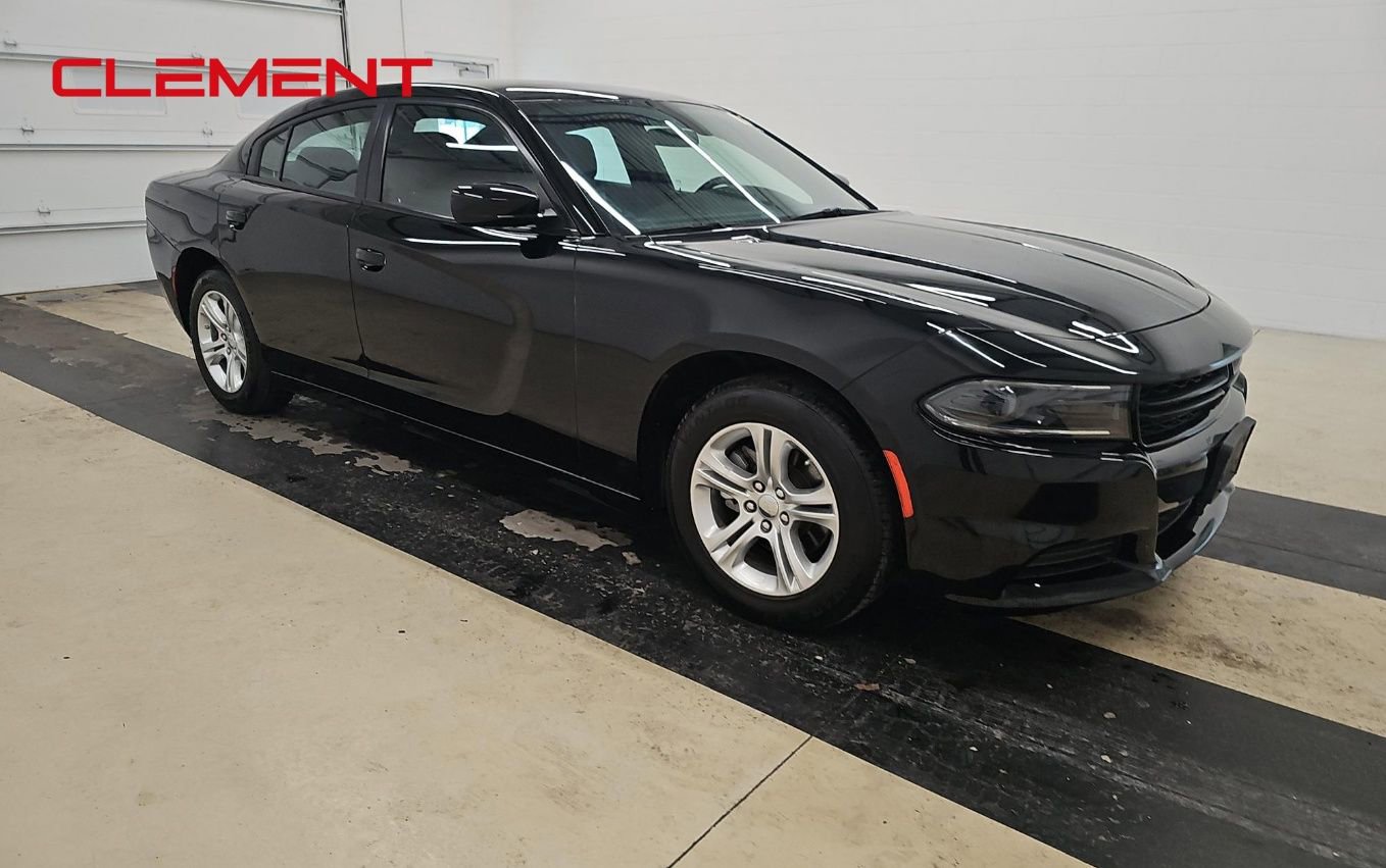 Used 2022 Dodge Charger SXT image 3