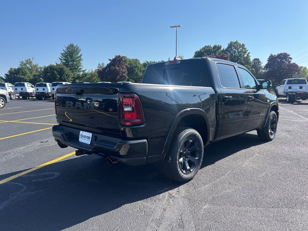 New 2026 RAM 1500 4x4 Crew Cab image 7