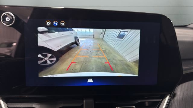 Used 2025 Chevrolet Equinox LT image 18