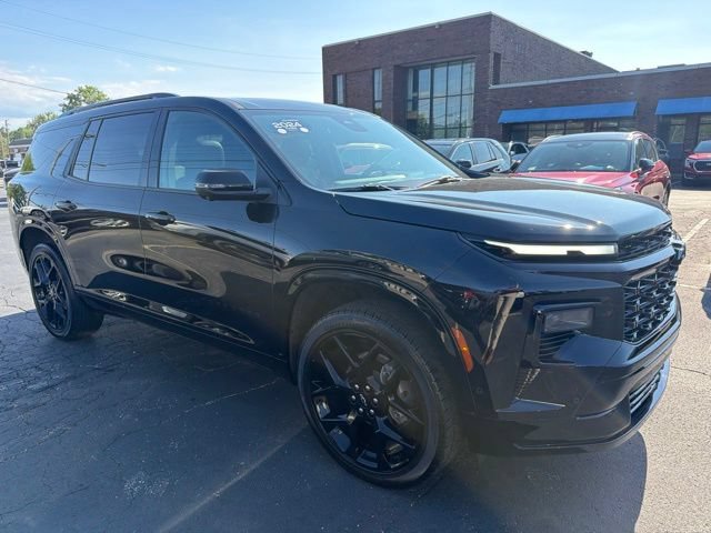 Certified 2024 Chevrolet Traverse RS w/ LPO, Floor Liner Package FWD image 1