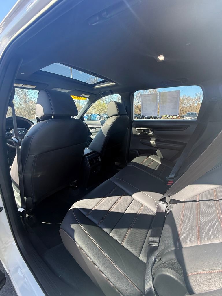Used 2026 Honda CR-V Sport-L image 11