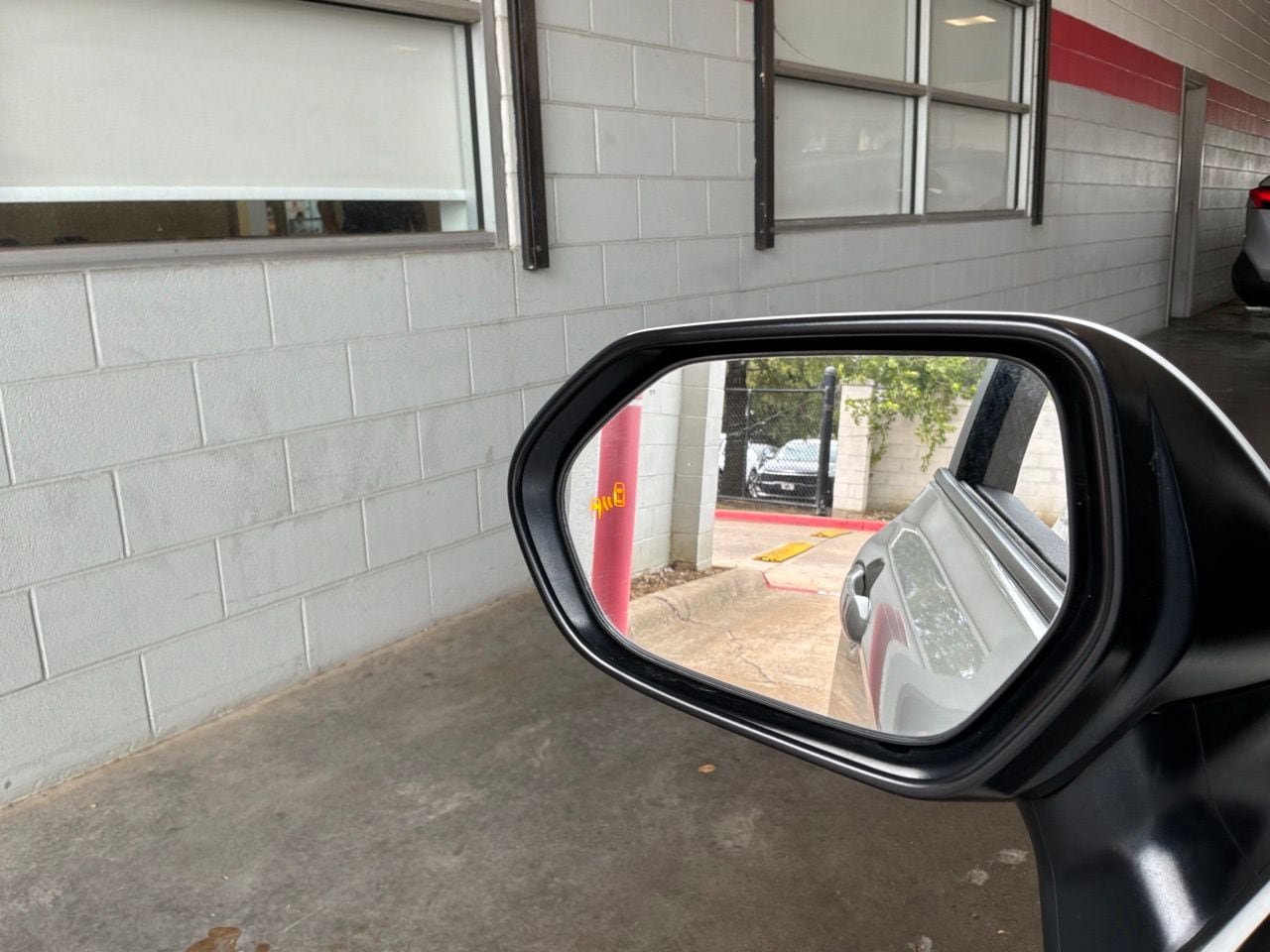 Used 2025 Toyota Camry LE FWD image 20