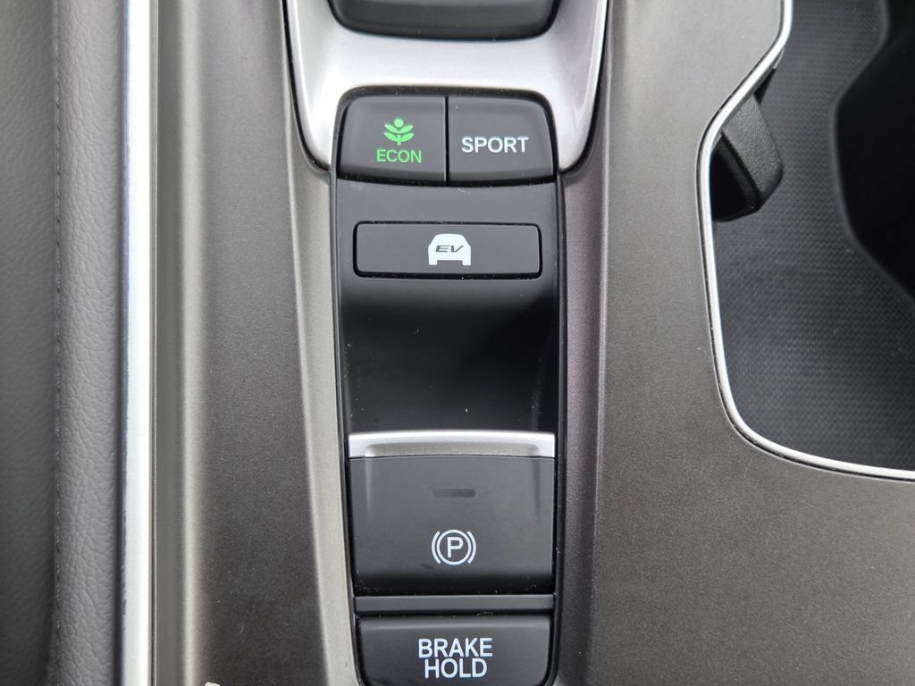 Used 2018 Honda Accord EX-L image 10
