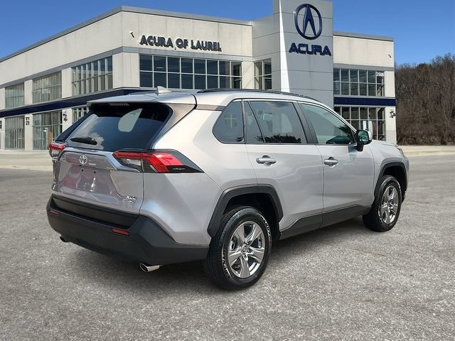 Used 2025 Toyota RAV4 XLE AWD/4WD image 6