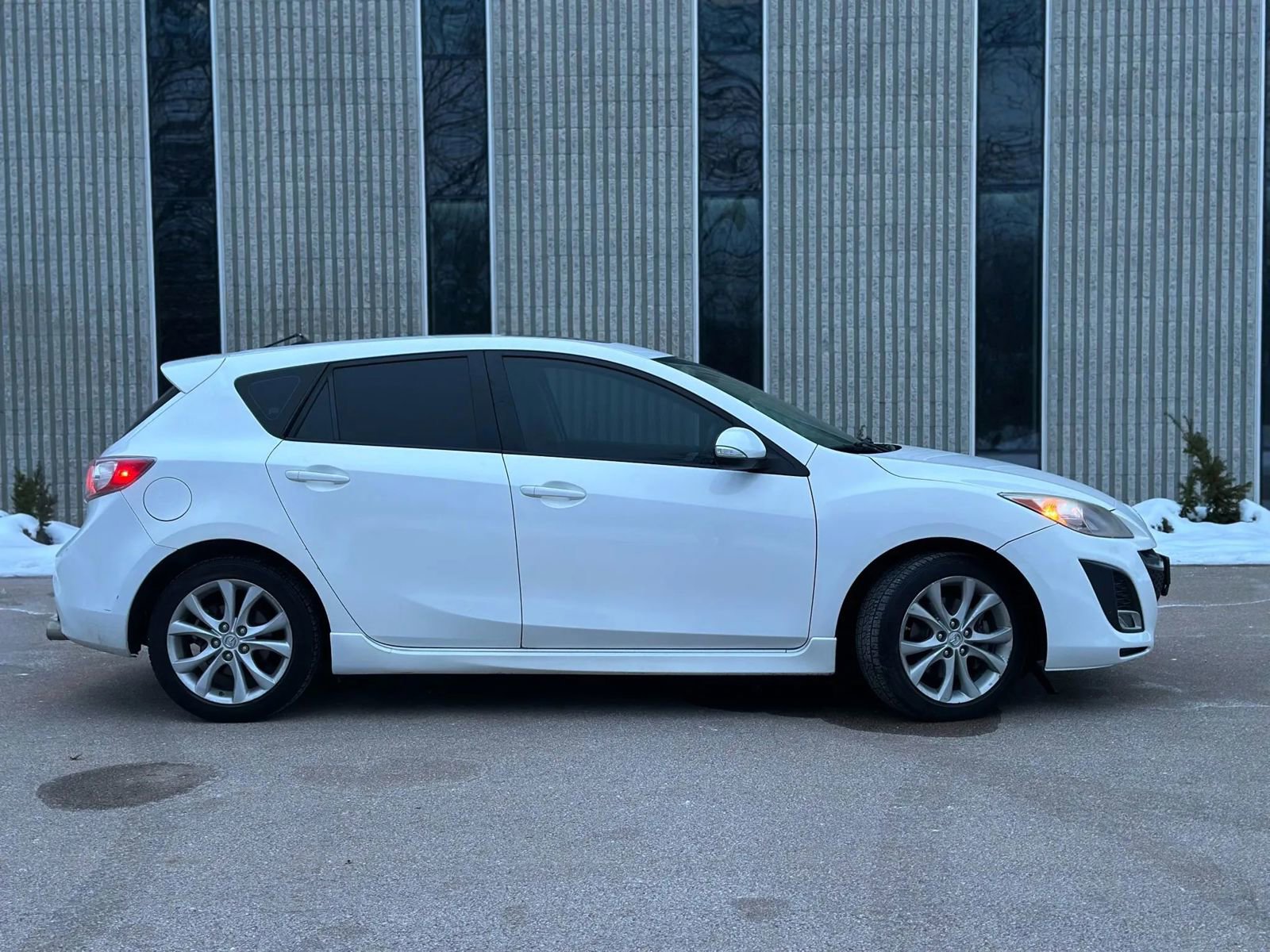 Used 2010 MAZDA MAZDA3 s Grand Touring image 8