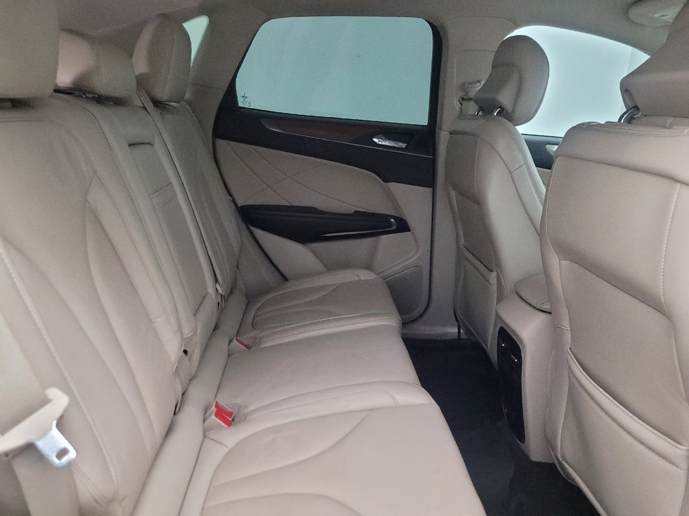 Used 2018 Lincoln MKC Select w/ Select Plus Package FWD image 19