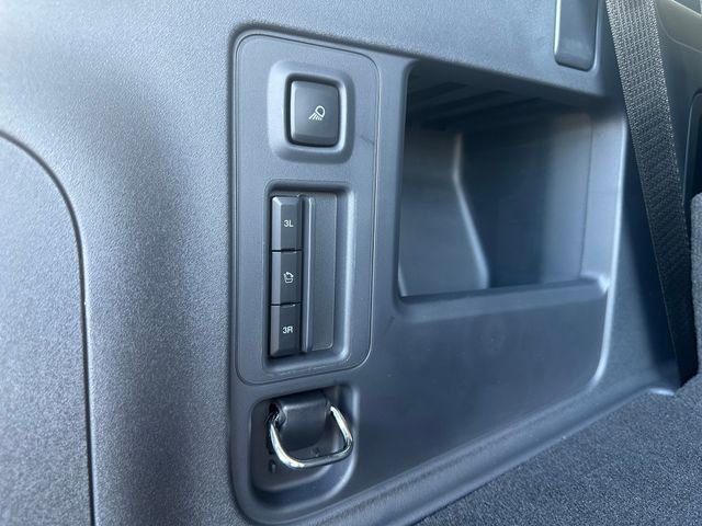 New 2025 Ford Expedition Active image 22