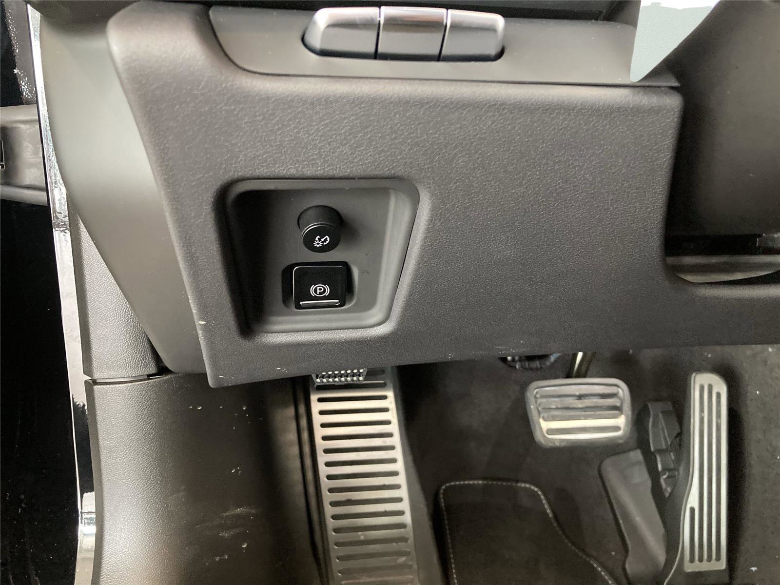 New 2025 Chevrolet Corvette Z06 image 18