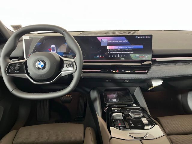 Used 2026 BMW 530i xDrive AWD/4WD image 13