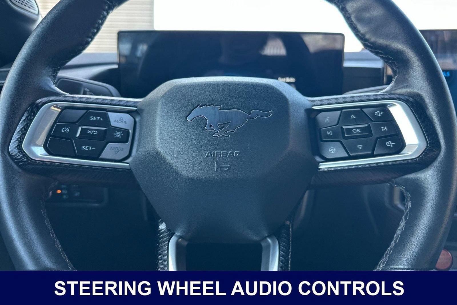 Used 2025 Ford Mustang Coupe RWD image 27