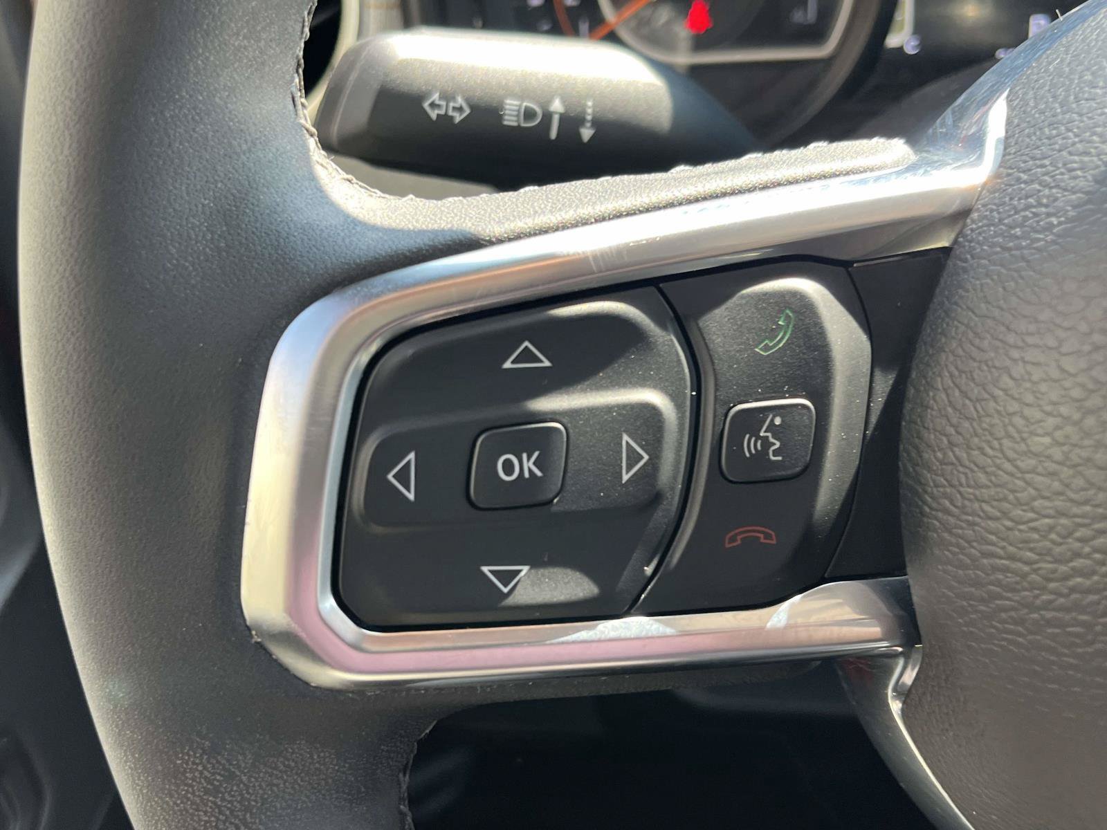Used 2026 Jeep Wrangler Unlimited Sahara AWD/4WD image 20