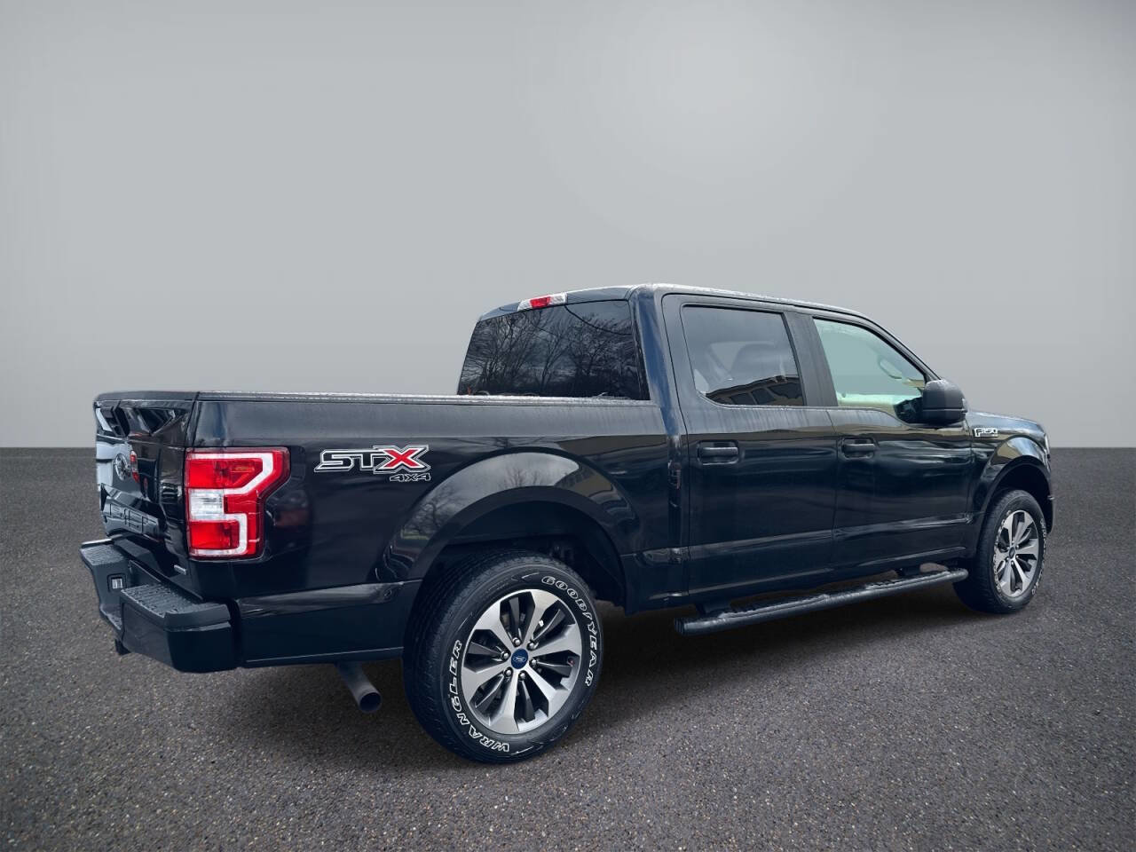 Used 2019 Ford F150 XL w/ Equipment Group 101A Mid image 4