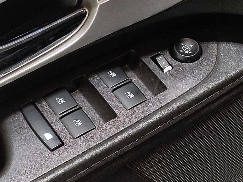 Used 2015 Chevrolet Equinox LS image 27