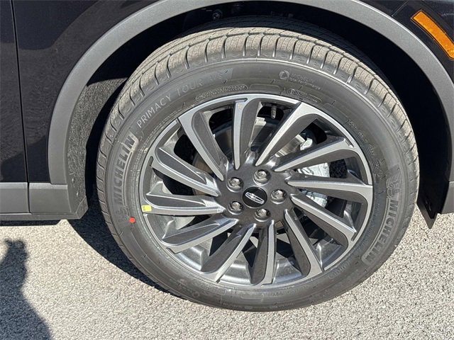 New 2026 Lincoln Corsair Reserve image 9