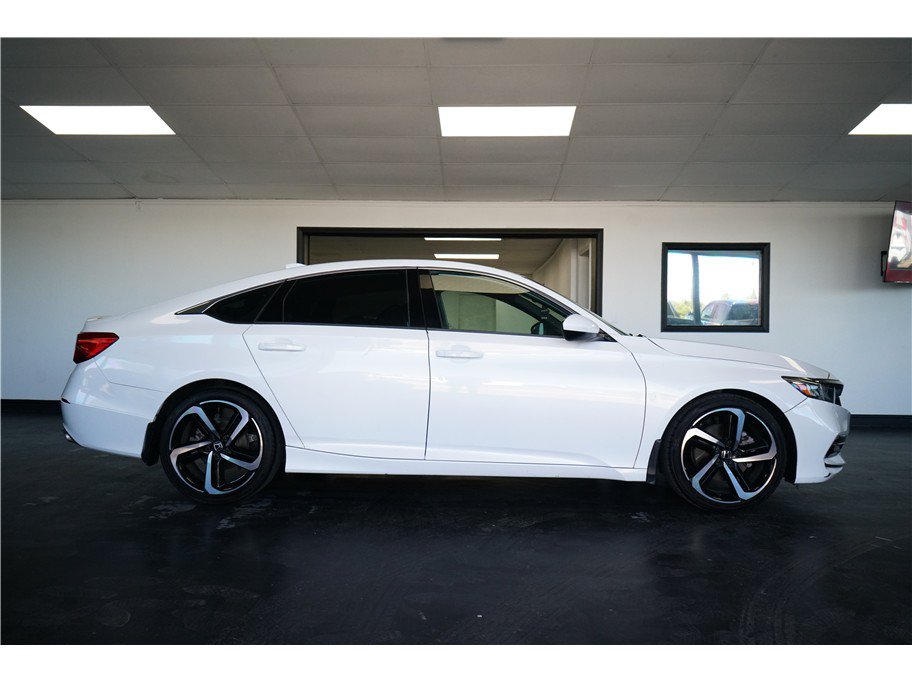 Used 2019 Honda Accord Sport image 8