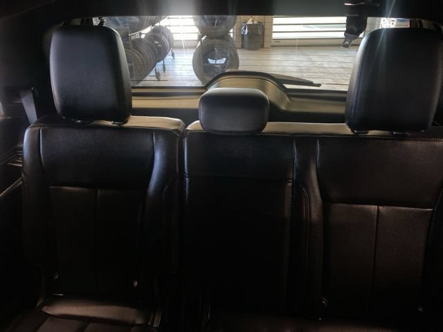 Used 2019 Ford Expedition XLT w/ Equipment Group 202A AWD/4WD image 33