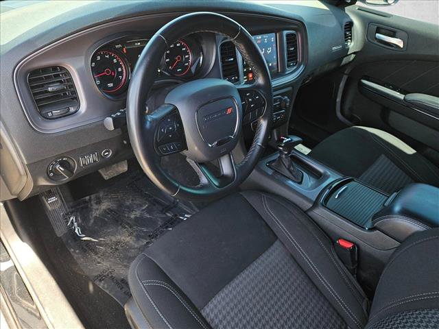Used 2023 Dodge Charger SXT w/ Blacktop Package RWD image 9
