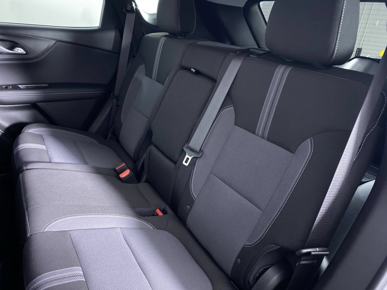 Certified 2024 Chevrolet Blazer LT w/ Convenience Package FWD image 12