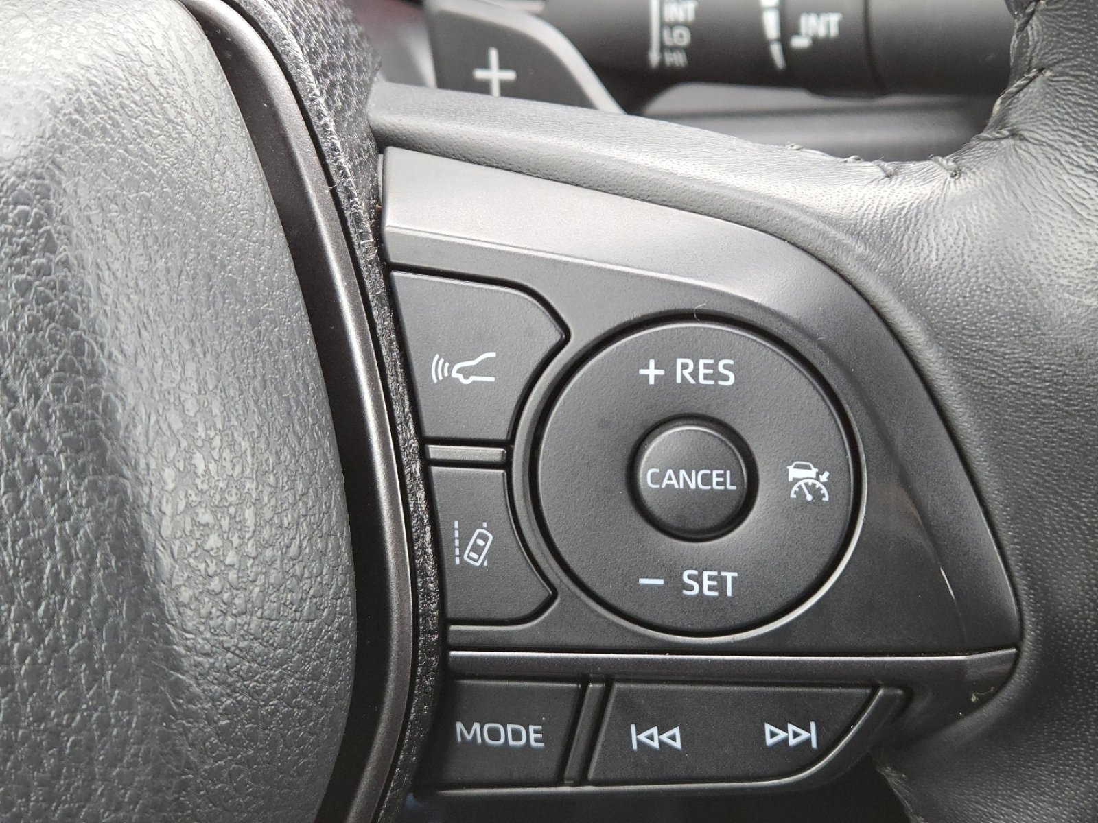 Used 2023 Toyota Camry XSE image 10