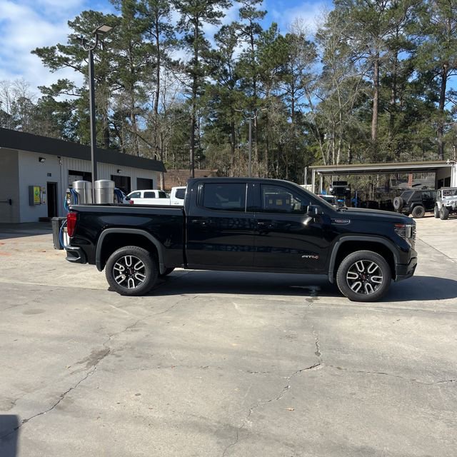 Used 2023 GMC Sierra 1500 AT4 image 6
