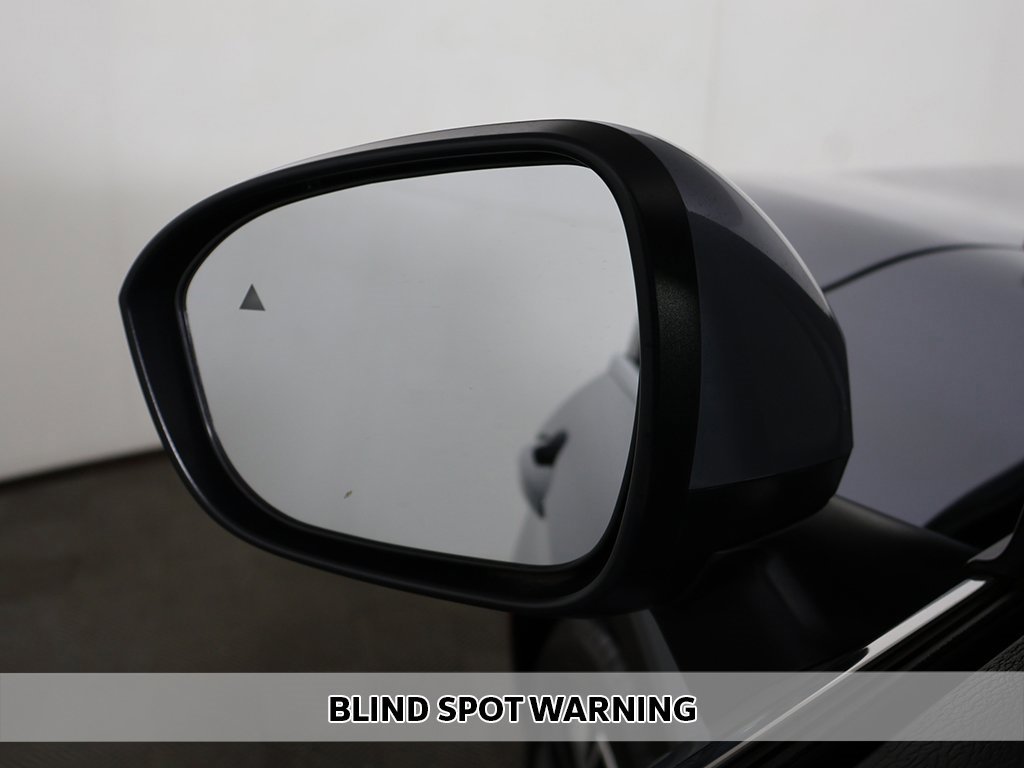 New 2025 Mitsubishi Outlander SEL image 8