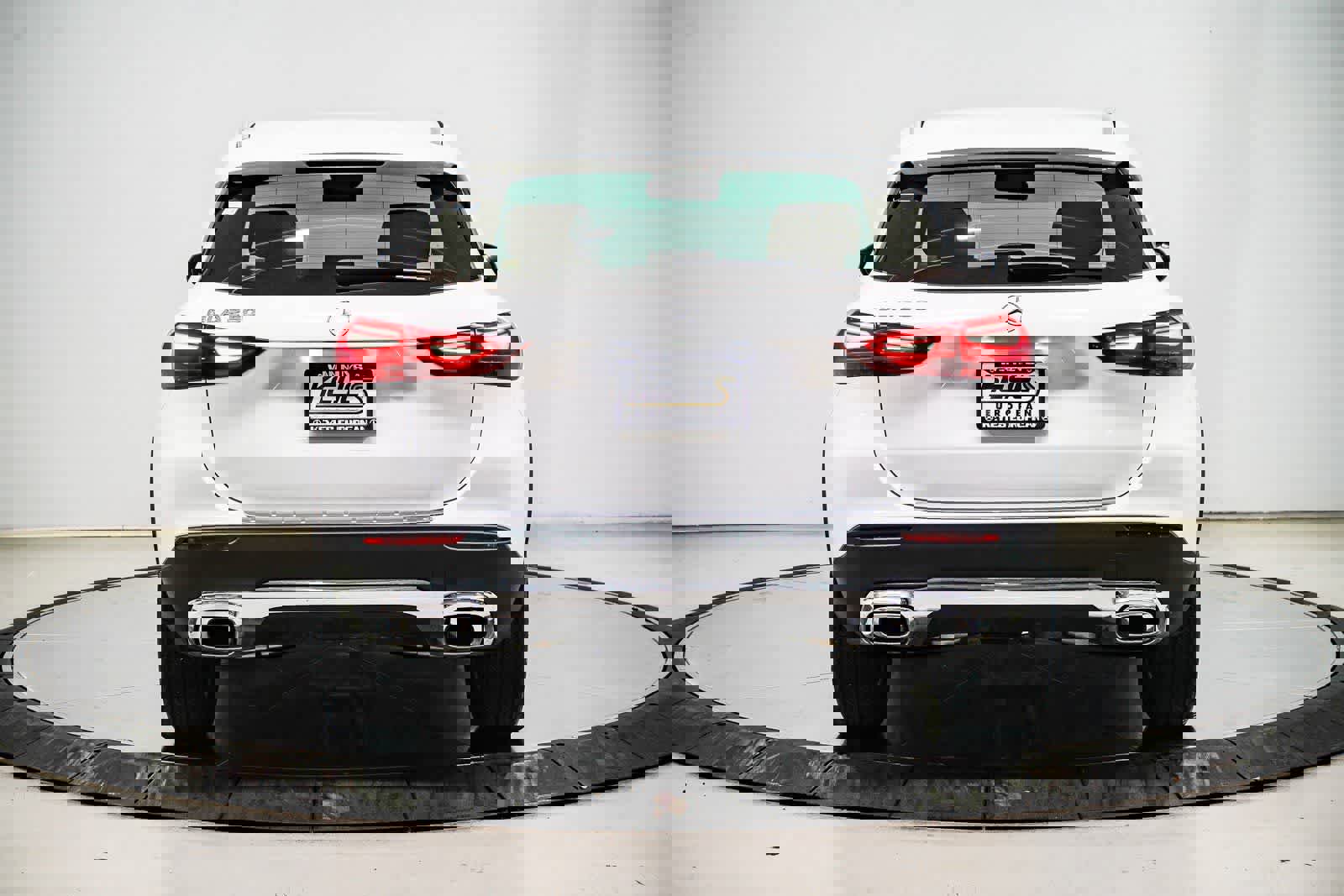 Used 2026 Mercedes-Benz GLA 250 image 3