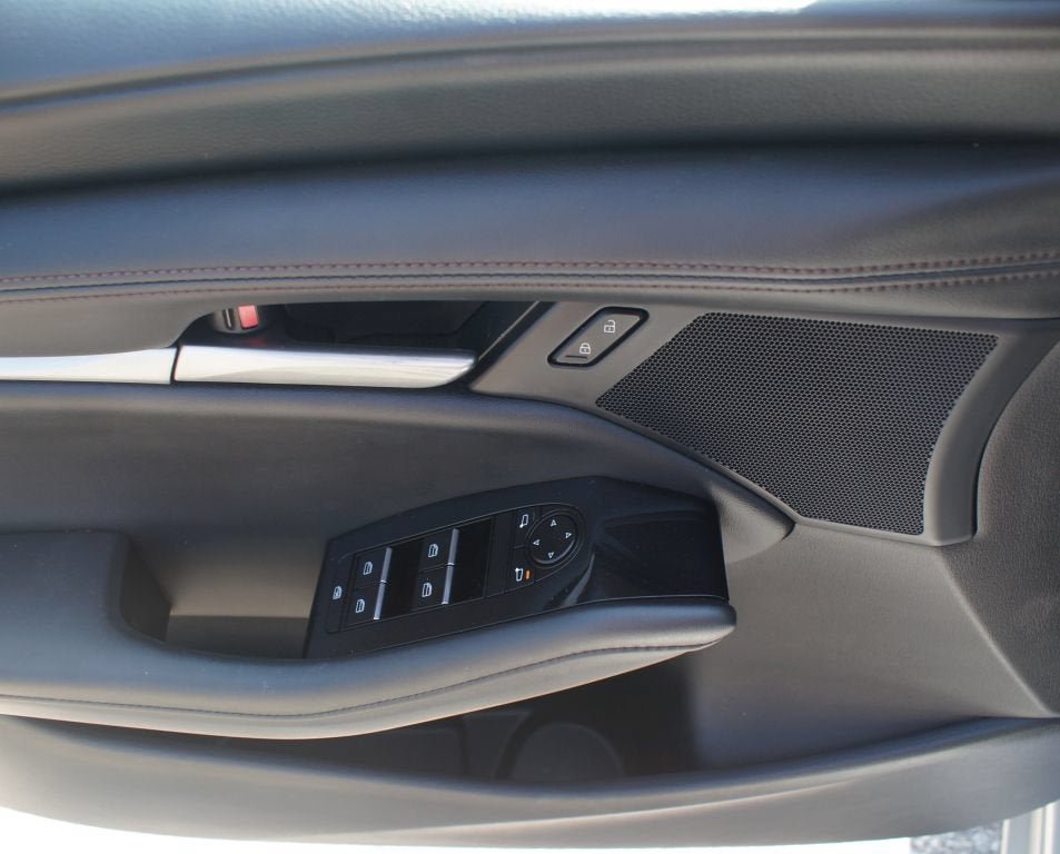 Used 2024 MAZDA MAZDA3 s FWD image 29