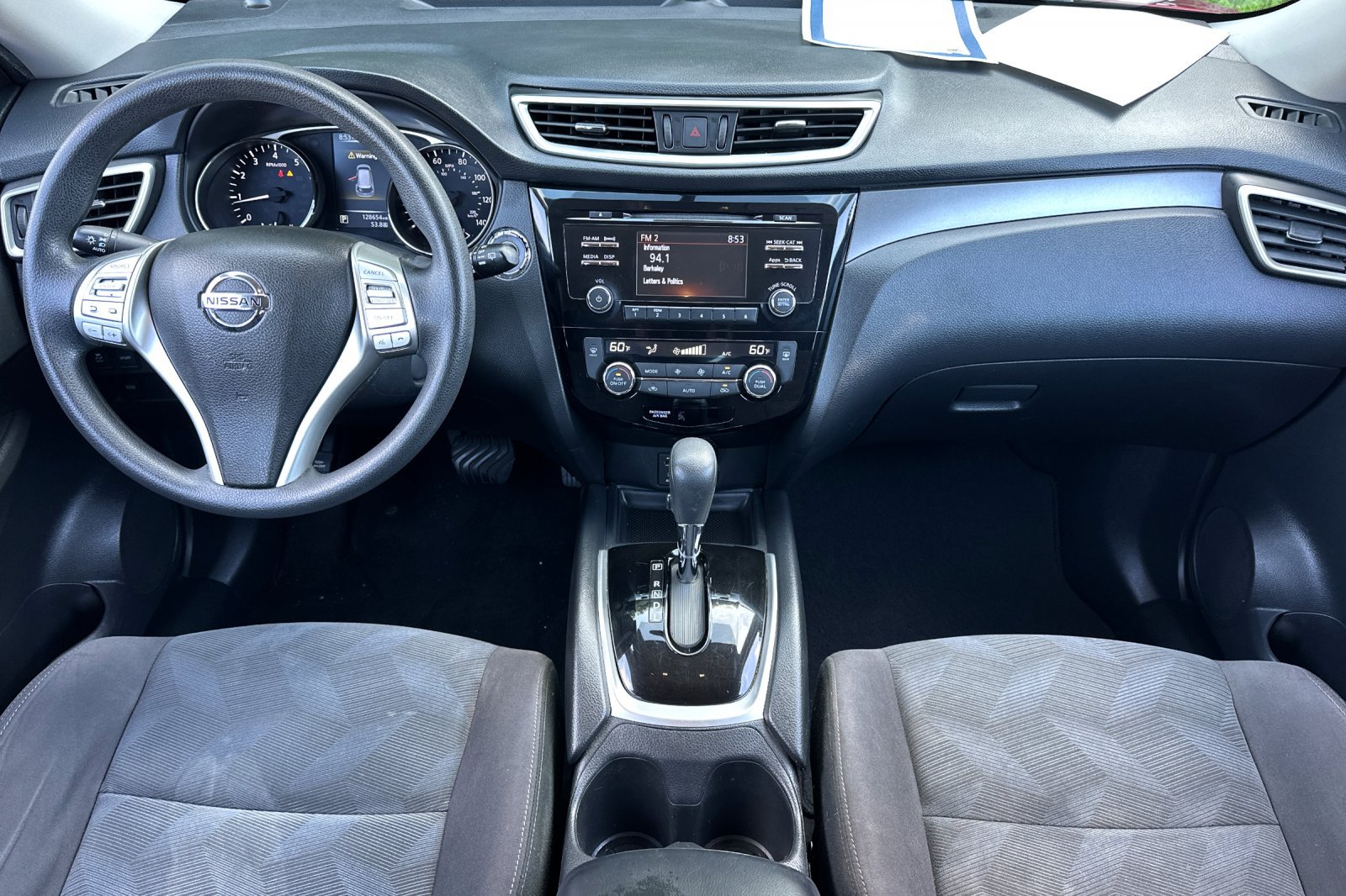 Used 2016 Nissan Rogue SV FWD image 12