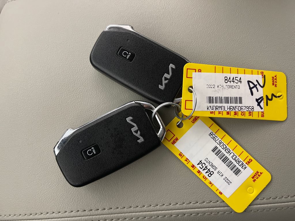 Used 2022 Kia Sorento SX Prestige w/ Panoramic Sunroof Package AWD/4WD image 24