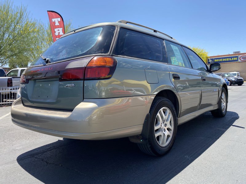 Used 2004 Subaru Outback Wagon image 6