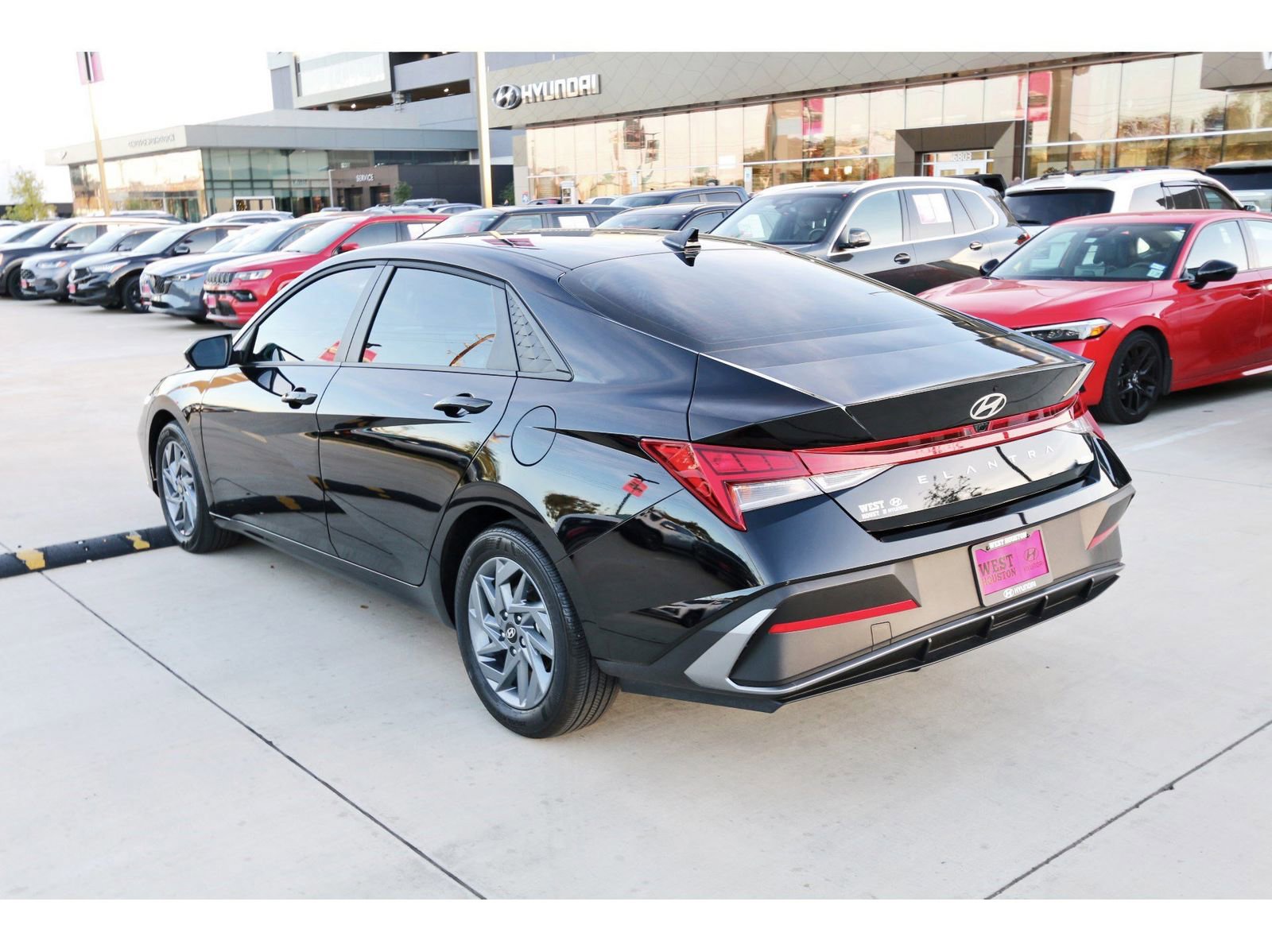 Certified 2025 Hyundai Elantra Blue image 7