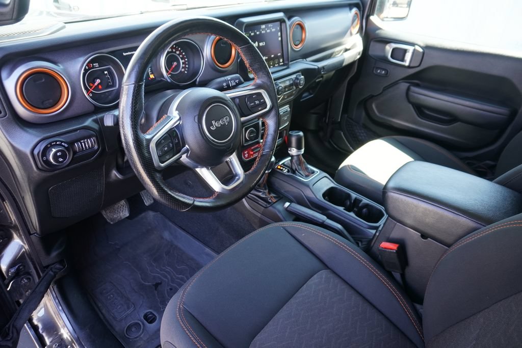 Used 2022 Jeep Gladiator Mojave w/ Cold Weather Group AWD/4WD image 12