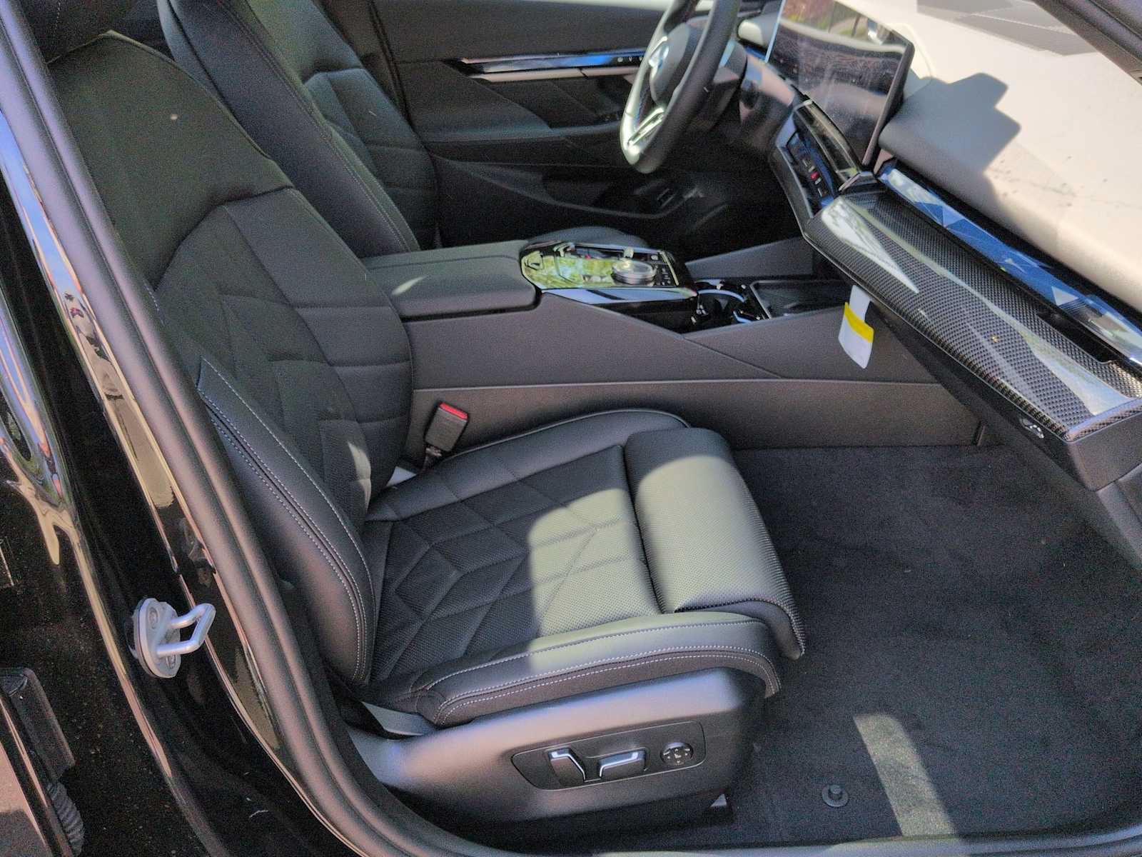 New 2026 BMW i5 AWD/4WD image 24