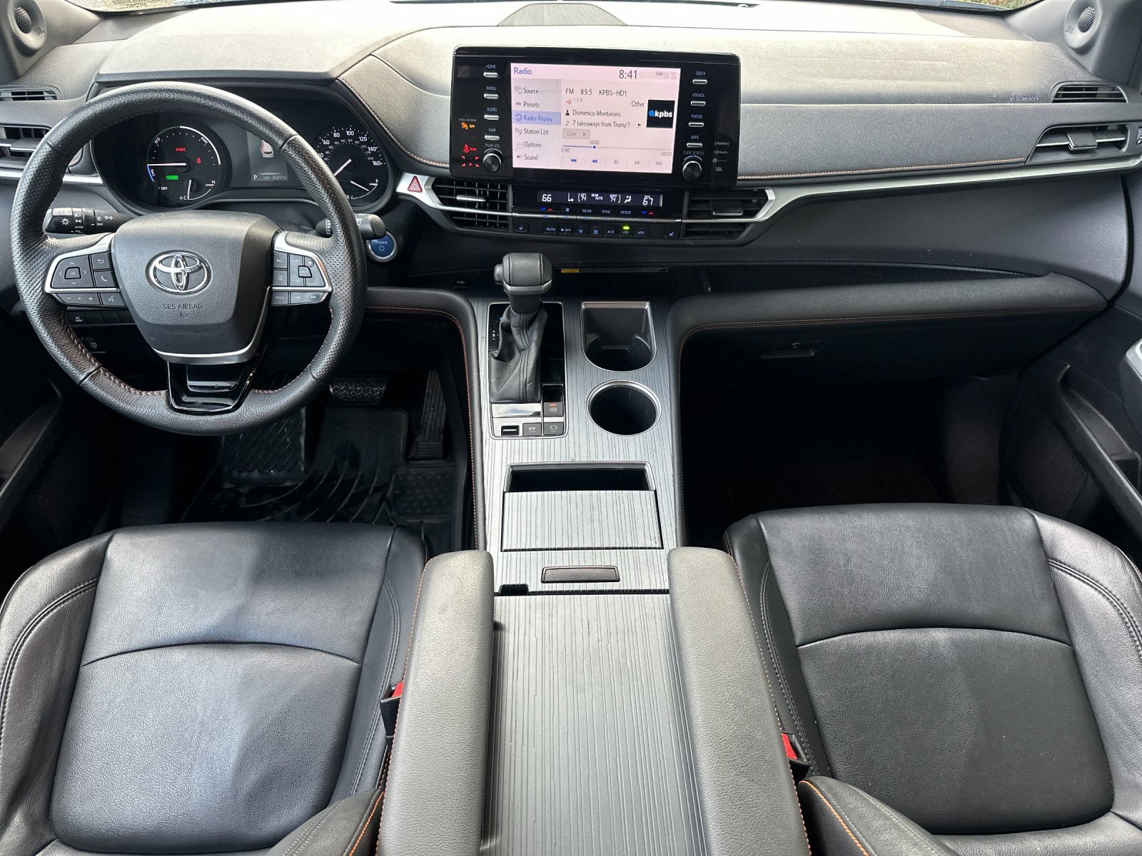 Used 2022 Toyota Sienna XSE image 12