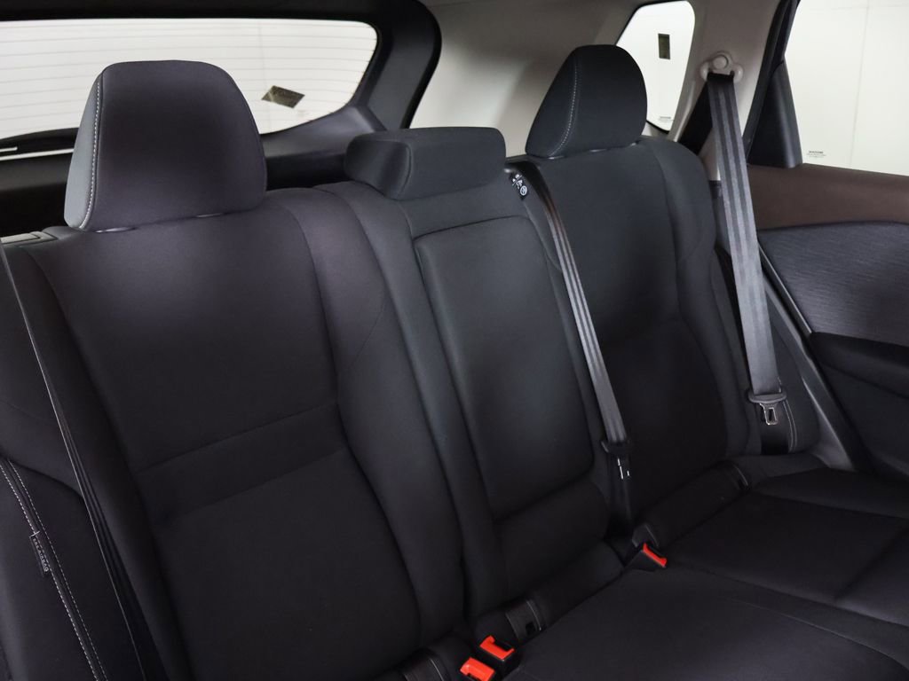 Used 2023 Nissan Rogue S AWD/4WD image 29