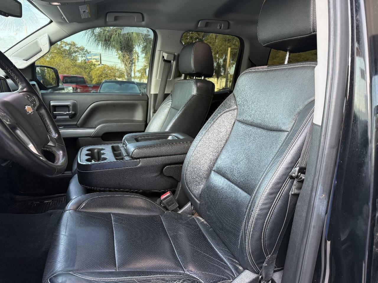 Used 2019 Chevrolet Silverado 1500 LT AWD/4WD image 7