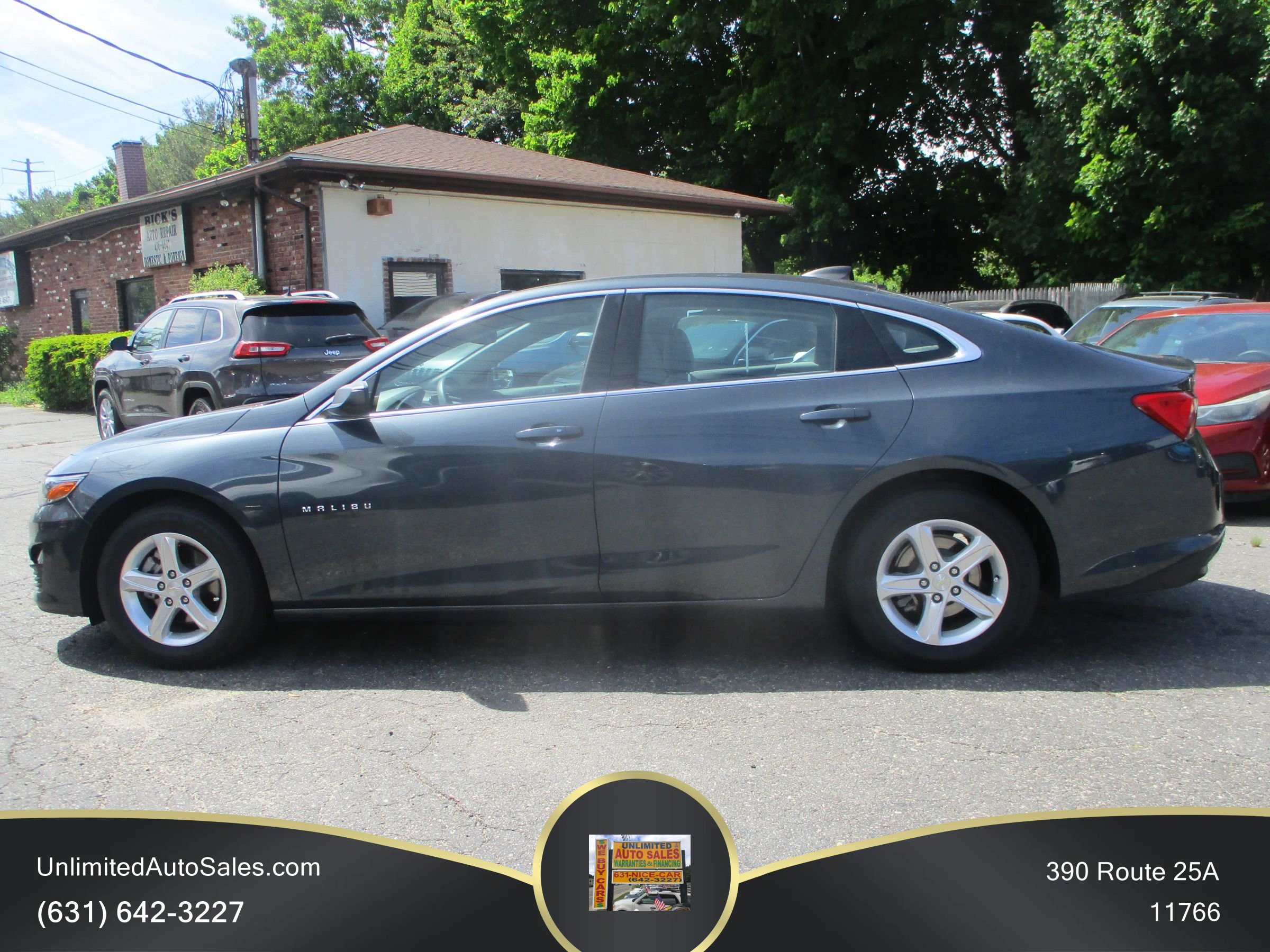 Used 2020 Chevrolet Malibu LS w/ LPO, Convenience Package 1 FWD image 2