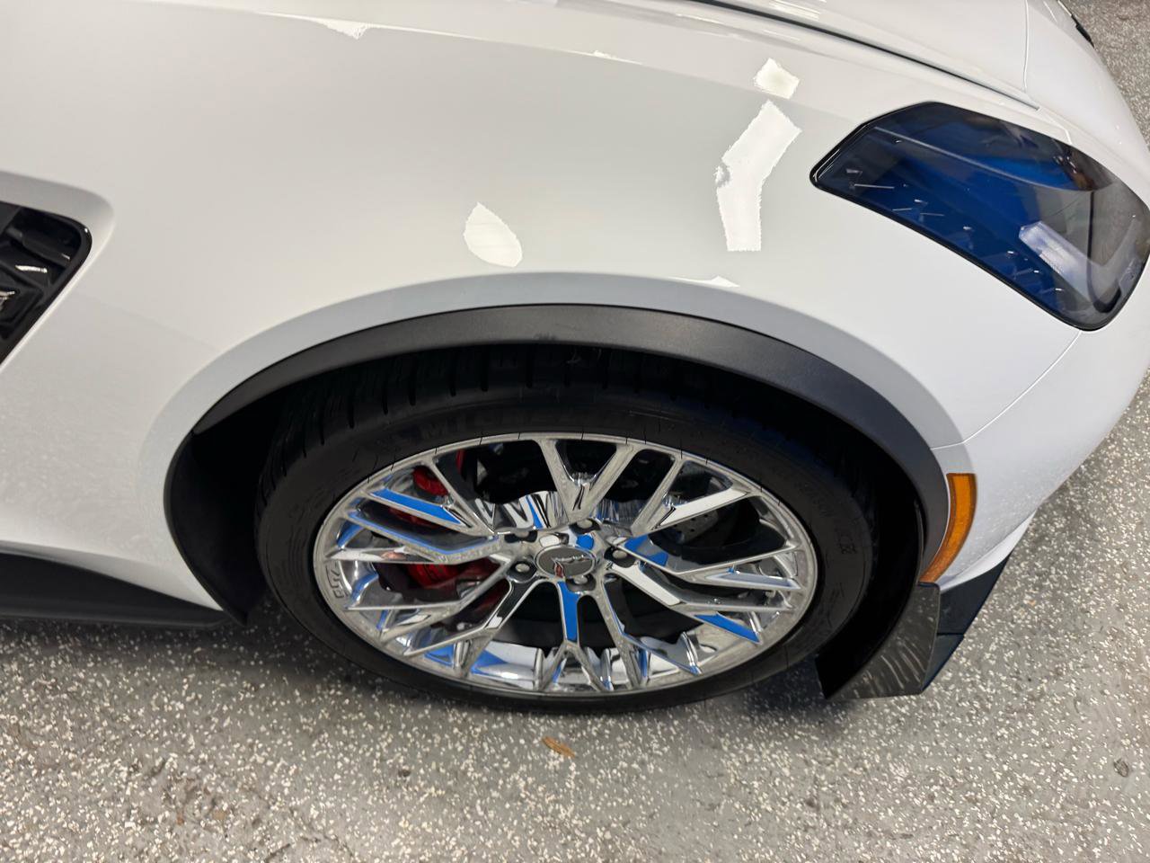 Used 2018 Chevrolet Corvette Z06 w/ Z07 Performance Package image 26