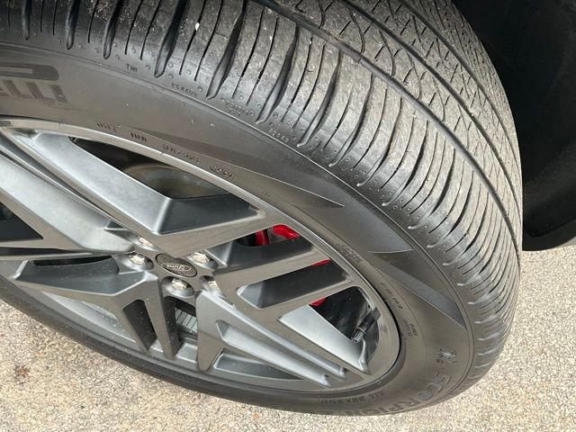 Used 2025 Ford Explorer ST image 7