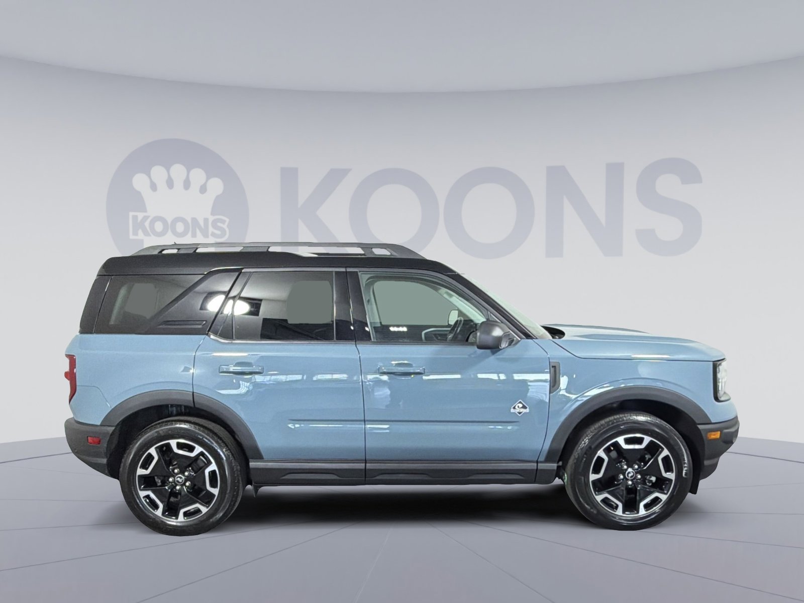 Used 2023 Ford Bronco Sport Outer Banks w/ Tech Package image 8