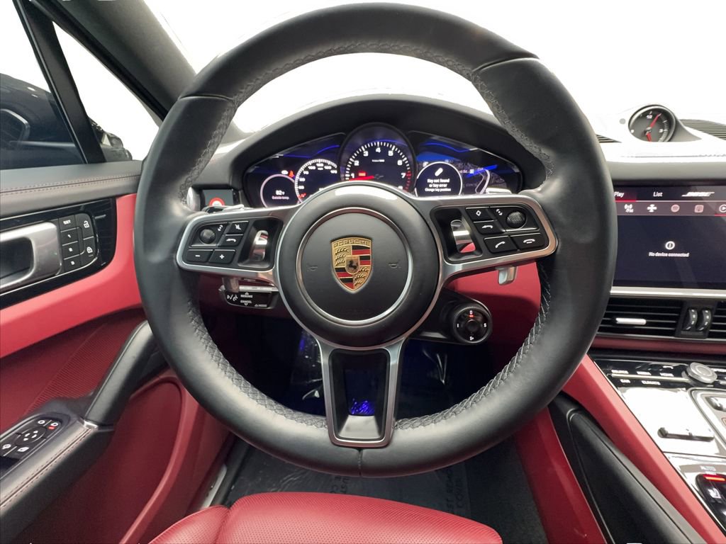 Used 2023 Porsche Cayenne Platinum Edition image 23