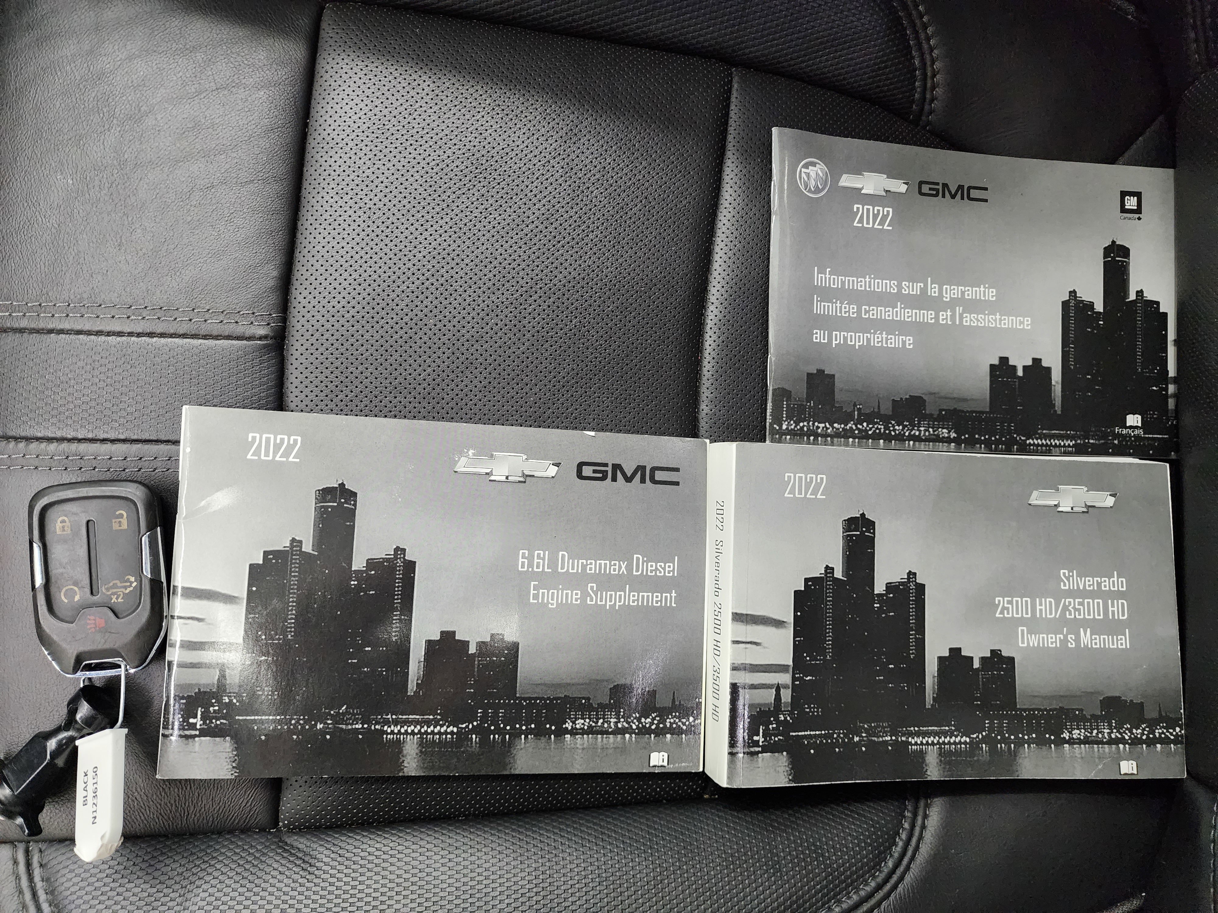 Used 2022 Chevrolet Silverado 3500 High Country image 51