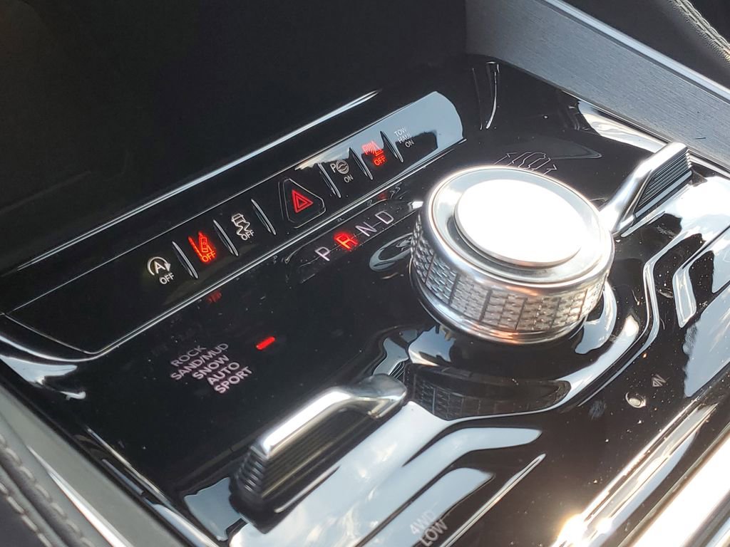 New 2025 Jeep Wagoneer L Series II w/ Convenience Group I image 27