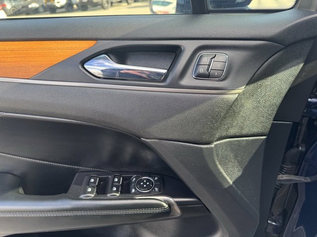 Used 2015 Lincoln MKC AWD w/ Equipment Group 102A Reserve image 12